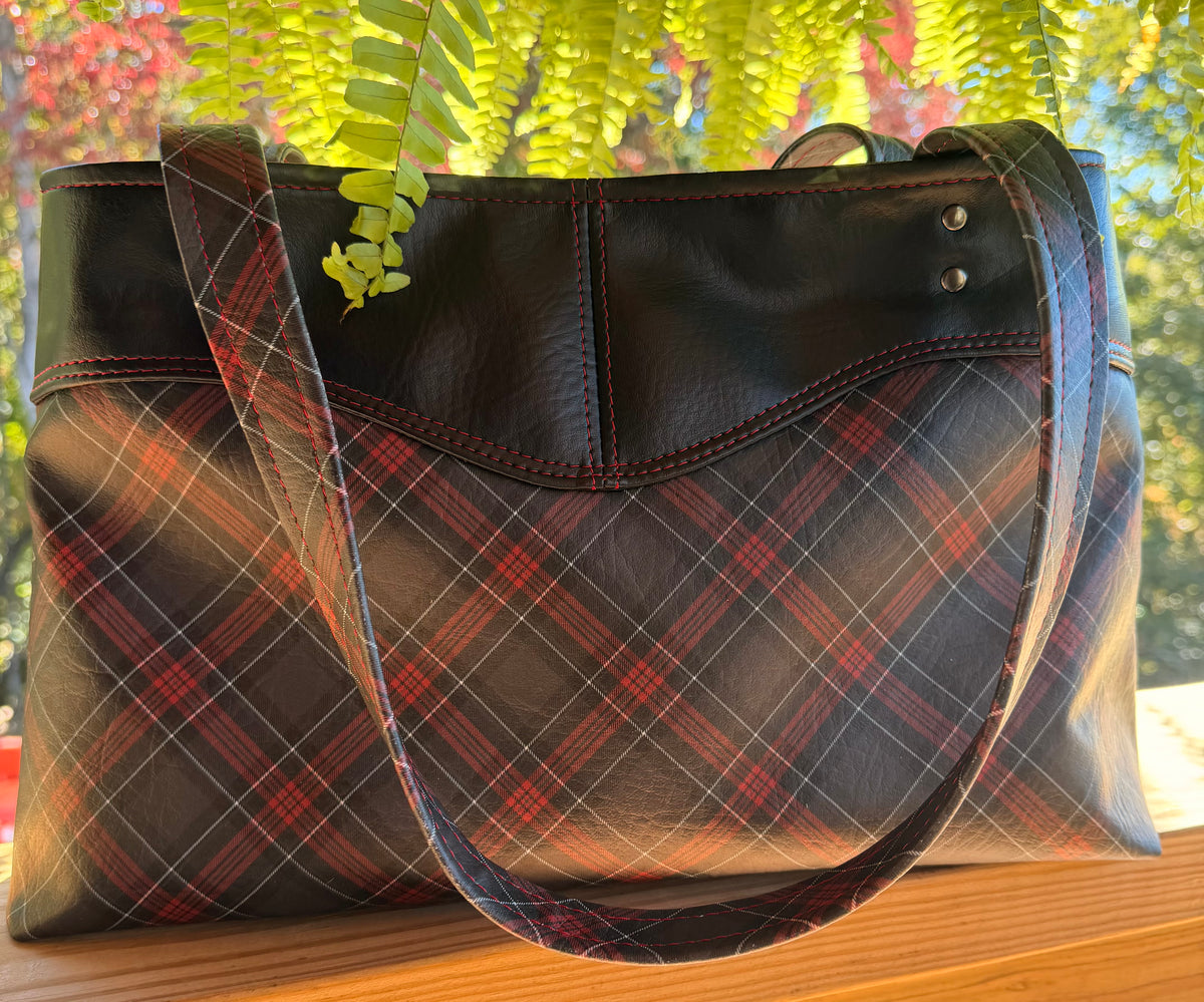 Plaid Sweetheart Shoulder Bag